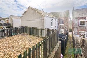 Photo 25- click for photo gallery